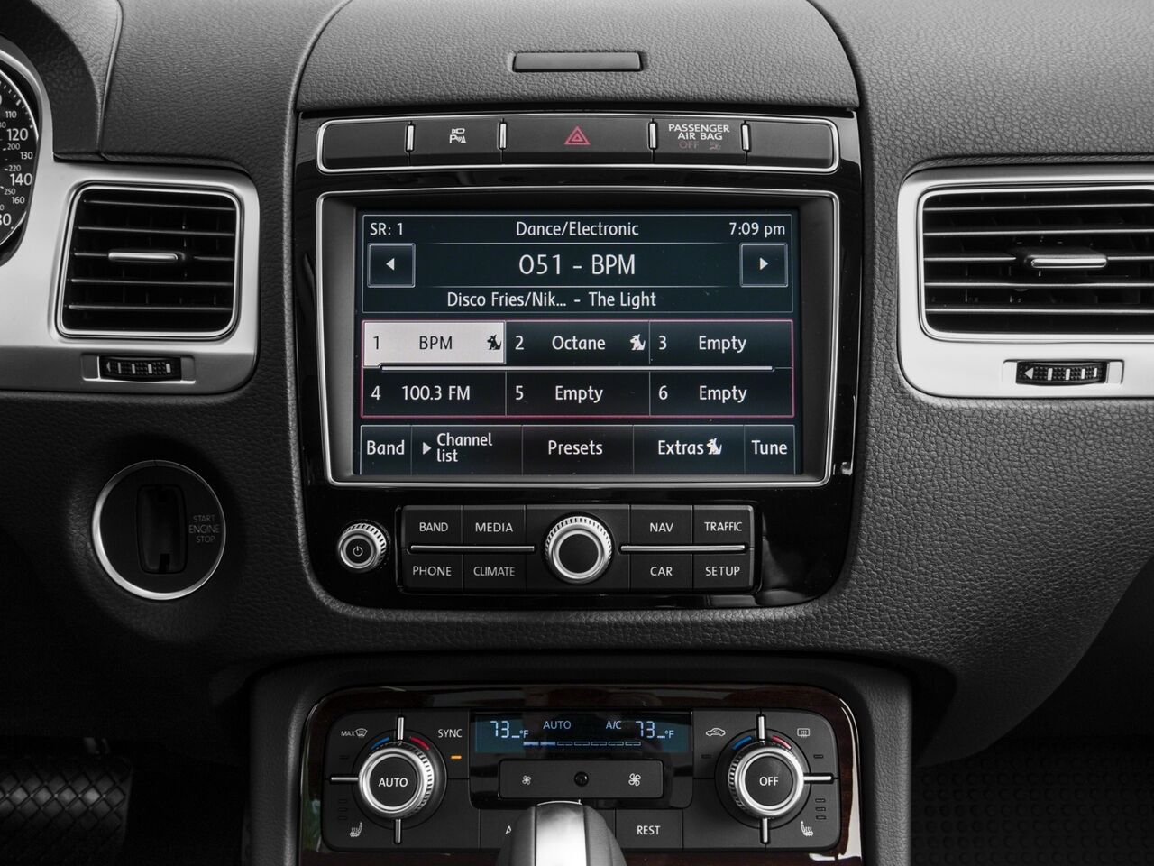 2017 Volkswagen Touareg V6 Oshkosh WI