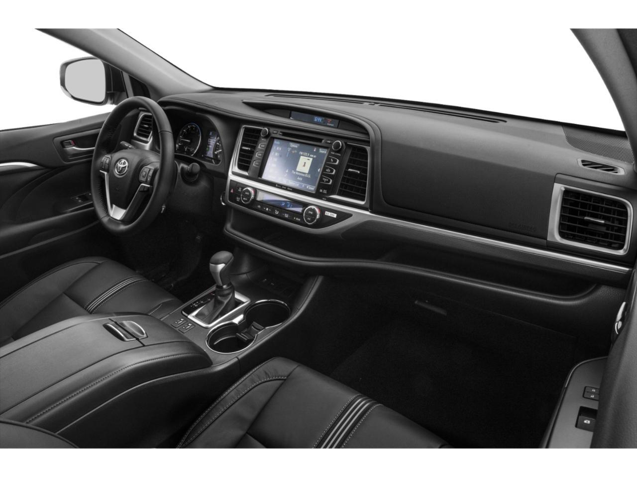 2019 Toyota Highlander SE Oshkosh WI