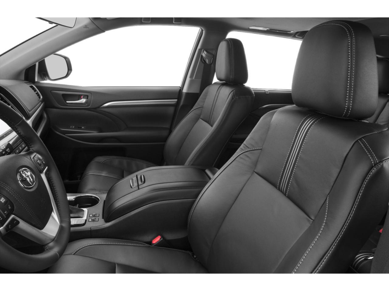 2019 Toyota Highlander SE Oshkosh WI