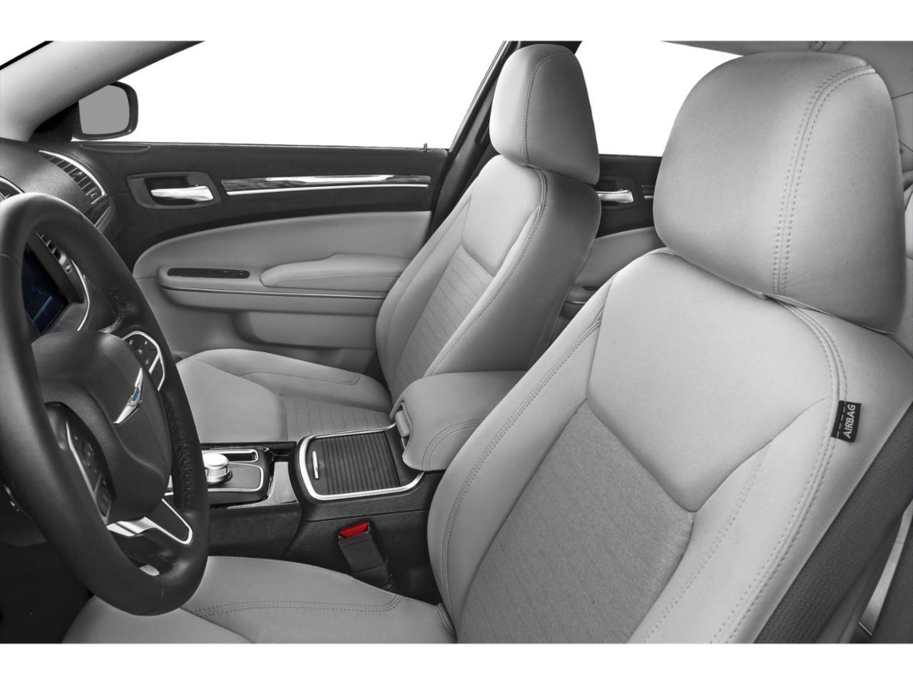 2021 Chrysler 300 Touring Oshkosh WI