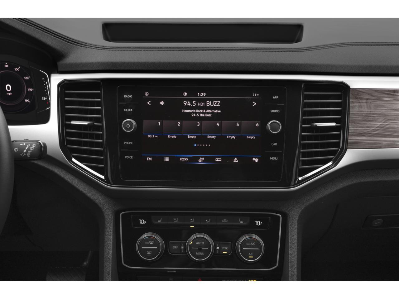 2023 Volkswagen Atlas Cross Sport 3.6L V6 SE w/Technology(ARRIVING END OF MARCH/EARLY APRIL) Oshkosh WI