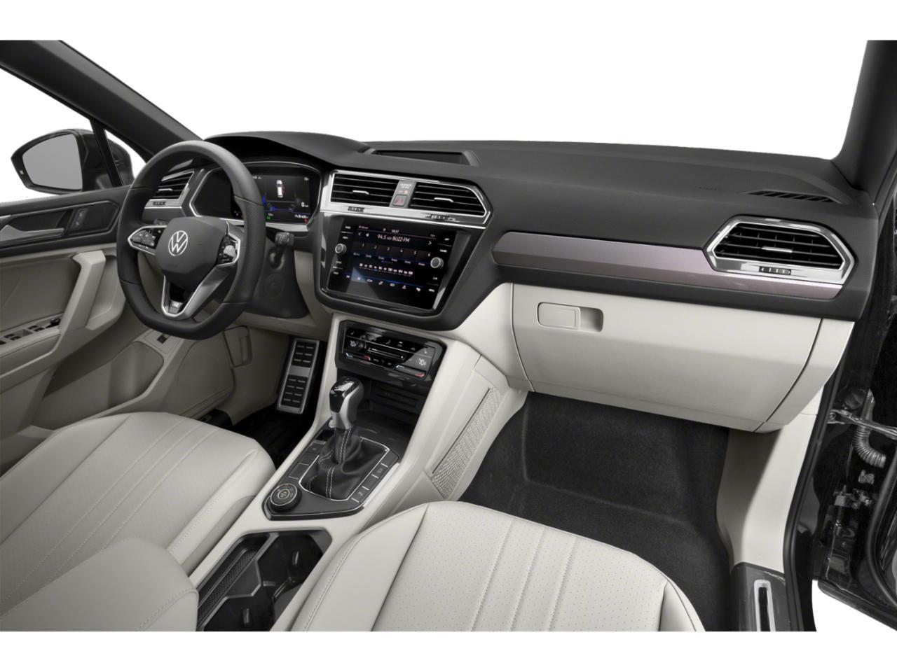 2023 Volkswagen Tiguan SE R-Line Black Oshkosh WI