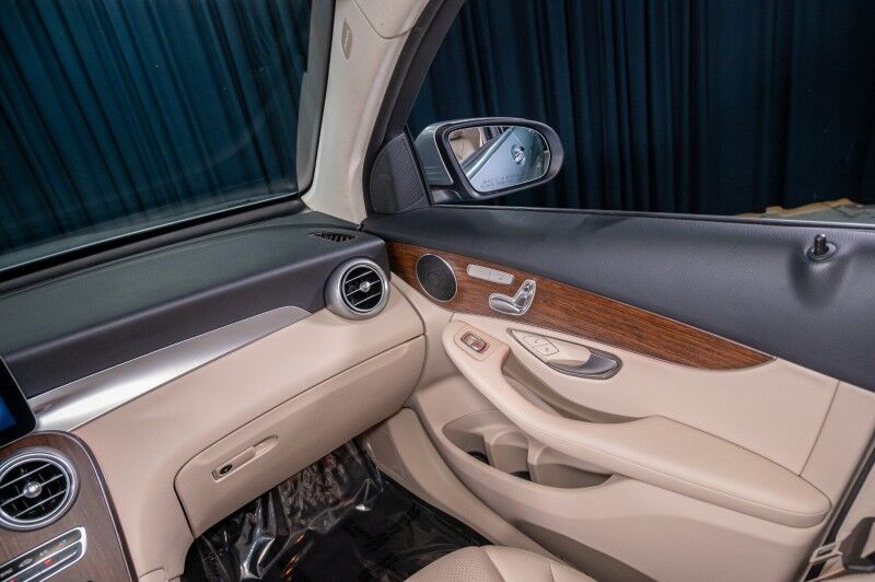 2022 Mercedes-Benz GLC 300 SUV Scottsdale AZ 2022 Mercedes-Benz GLC 300 SUV Scottsdale AZ