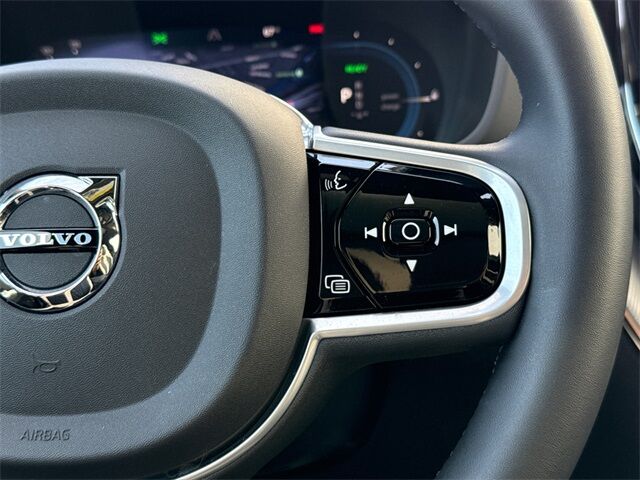 2022 Volvo XC60 Recharge Plug-In Hybrid T8 R-Design San Juan Capistrano CA