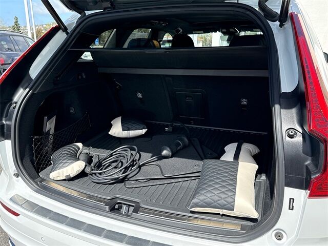 2022 Volvo XC60 Recharge Plug-In Hybrid T8 R-Design San Juan Capistrano CA