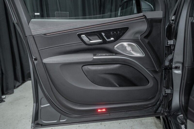 2023 Mercedes-Benz EQS 580 4MATIC® SUV Peoria AZ 2023 Mercedes-Benz EQS 580 4MATIC® SUV Peoria AZ