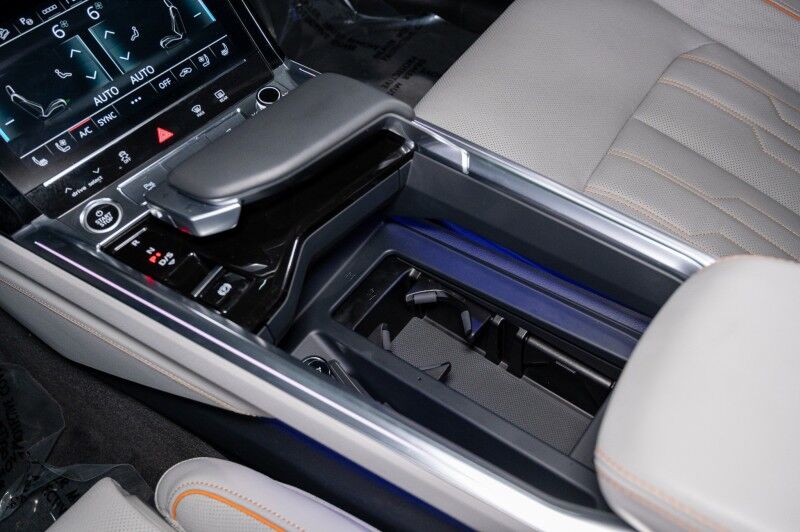 2024 Audi Q8 e-tron Sportback SUV S line Prestige Scottsdale AZ 2024 Audi Q8 e-tron Sportback SUV S line Prestige Scottsdale AZ