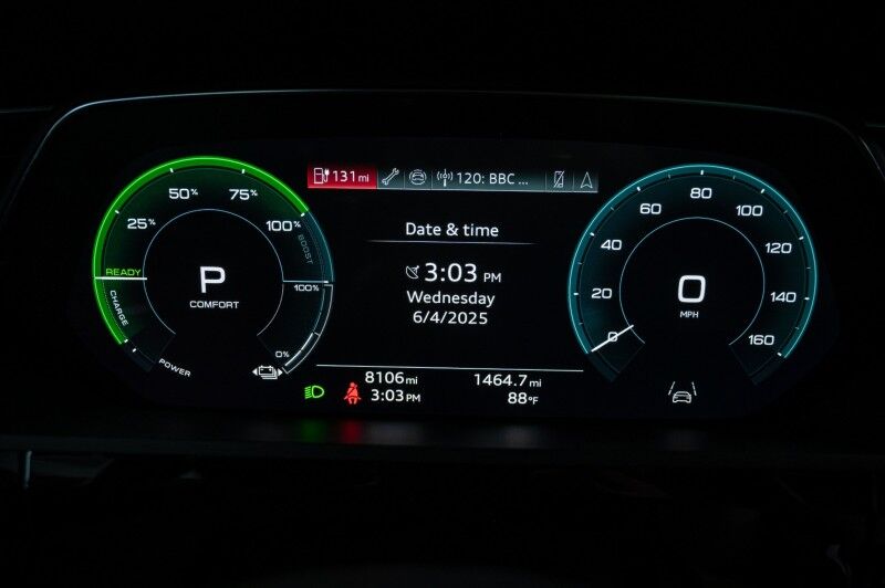 2024 Audi Q8 e-tron Sportback SUV S line Prestige Scottsdale AZ 2024 Audi Q8 e-tron Sportback SUV S line Prestige Scottsdale AZ