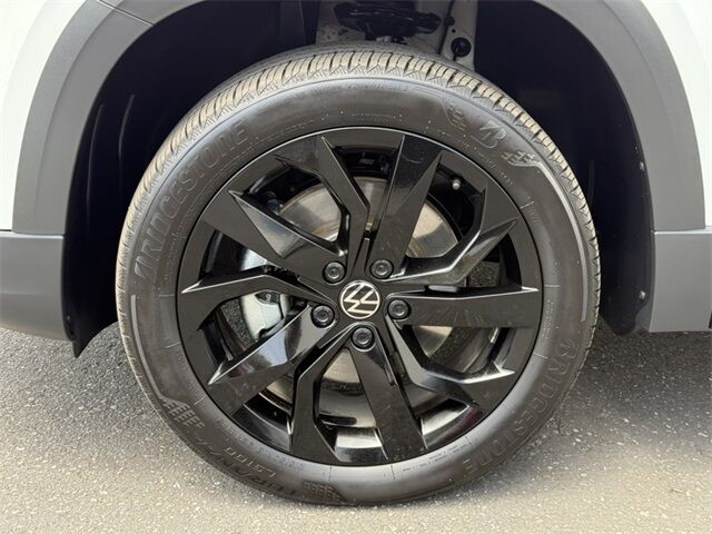 2024 Volkswagen Taos 1.5T SE San Juan Capistrano CA