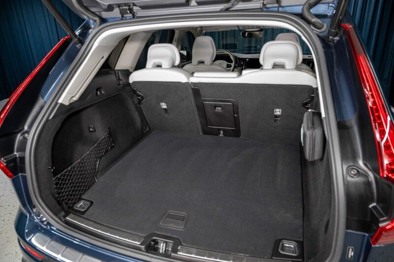 2024 Volvo XC60 Recharge Plug-In Hybrid Ultimate Dark Theme SUV Scottsdale AZ 2024 Volvo XC60 Recharge Plug-In Hybrid Ultimate Dark Theme SUV Scottsdale AZ