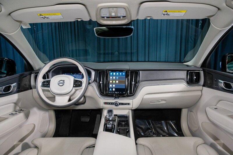 2024 Volvo XC60 Recharge Plug-In Hybrid Ultimate Dark Theme SUV Scottsdale AZ 2024 Volvo XC60 Recharge Plug-In Hybrid Ultimate Dark Theme SUV Scottsdale AZ