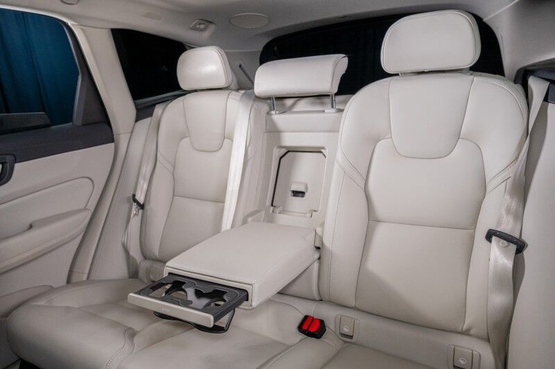 2024 Volvo XC60 Recharge Plug-In Hybrid Ultimate Dark Theme SUV Scottsdale AZ 2024 Volvo XC60 Recharge Plug-In Hybrid Ultimate Dark Theme SUV Scottsdale AZ