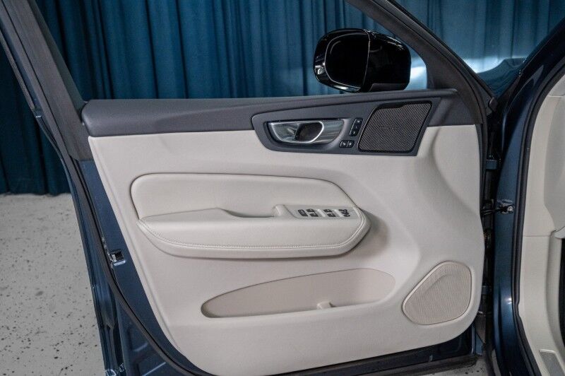 2024 Volvo XC60 Recharge Plug-In Hybrid Ultimate Dark Theme SUV Scottsdale AZ 2024 Volvo XC60 Recharge Plug-In Hybrid Ultimate Dark Theme SUV Scottsdale AZ