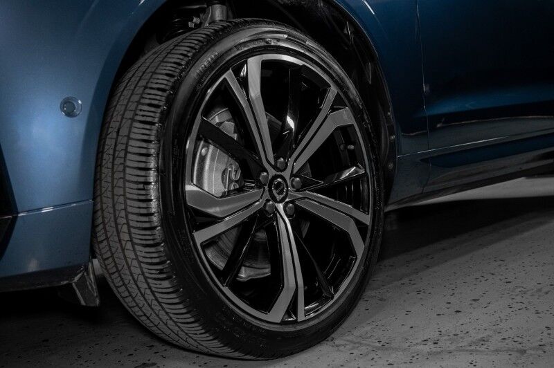 2024 Volvo XC60 Recharge Plug-In Hybrid Ultimate Dark Theme SUV Scottsdale AZ 2024 Volvo XC60 Recharge Plug-In Hybrid Ultimate Dark Theme SUV Scottsdale AZ