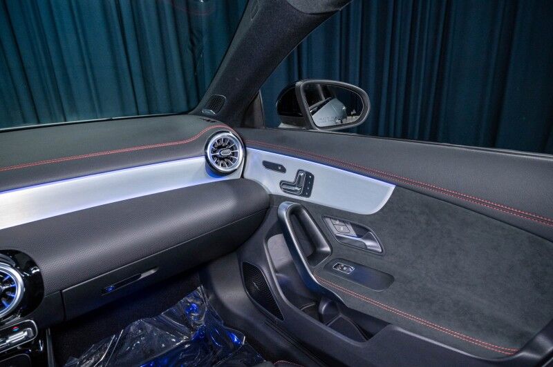 2025 Mercedes-Benz CLA 35 AMG® 4MATIC® Coupe Scottsdale AZ 2025 Mercedes-Benz CLA 35 AMG® 4MATIC® Coupe Scottsdale AZ