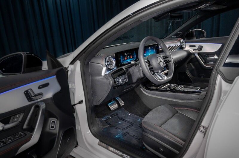 2025 Mercedes-Benz CLA AMG® 35 4MATIC® Coupe Scottsdale AZ 2025 Mercedes-Benz CLA AMG® 35 4MATIC® Coupe Scottsdale AZ