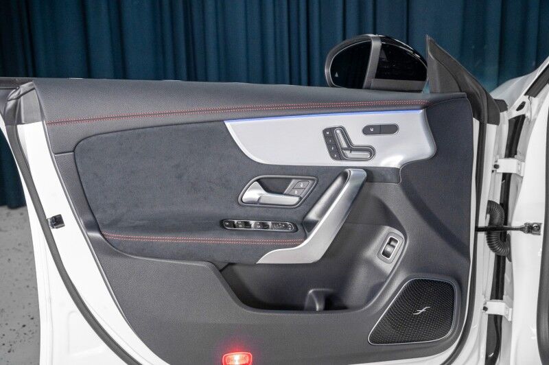 2025 Mercedes-Benz CLA AMG® 35 4MATIC® Coupe Scottsdale AZ 2025 Mercedes-Benz CLA AMG® 35 4MATIC® Coupe Scottsdale AZ