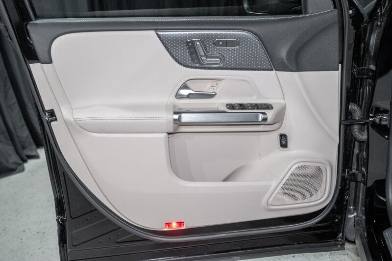 2025 Mercedes-Benz GLB 250 SUV Peoria AZ 2025 Mercedes-Benz GLB 250 SUV Peoria AZ