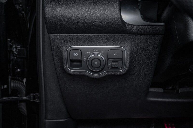 2025 Mercedes-Benz GLB 250 SUV Peoria AZ 2025 Mercedes-Benz GLB 250 SUV Peoria AZ