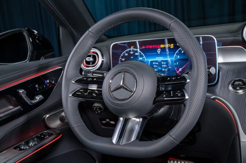 2025 Mercedes-Benz GLC 300 4MATIC® Coupe Scottsdale AZ 2025 Mercedes-Benz GLC 300 4MATIC® Coupe Scottsdale AZ