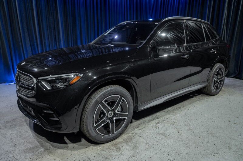 2025 Mercedes-Benz GLC 300 SUV 2025 Mercedes-Benz GLC 300 SUV