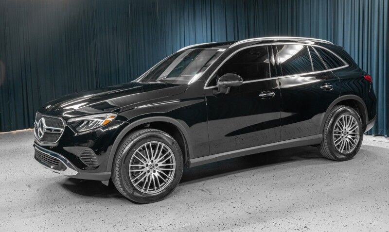 2025 Mercedes-Benz GLC 300 SUV 2025 Mercedes-Benz GLC 300 SUV