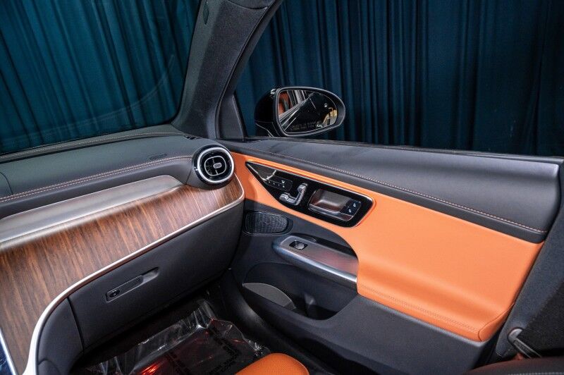 2025 Mercedes-Benz GLC 350e 4MATIC® SUV Scottsdale AZ 2025 Mercedes-Benz GLC 350e 4MATIC® SUV Scottsdale AZ