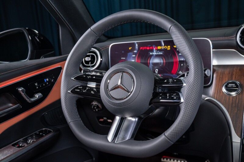 2025 Mercedes-Benz GLC 350e 4MATIC® SUV Scottsdale AZ 2025 Mercedes-Benz GLC 350e 4MATIC® SUV Scottsdale AZ