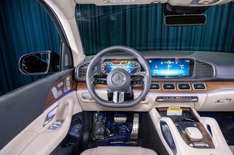 2025 Mercedes-Benz GLS 450 4MATIC® SUV Scottsdale AZ 2025 Mercedes-Benz GLS 450 4MATIC® SUV Scottsdale AZ