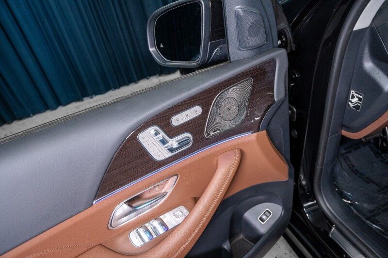 2025 Mercedes-Benz GLS 450 4MATIC® SUV Scottsdale AZ 2025 Mercedes-Benz GLS 450 4MATIC® SUV Scottsdale AZ