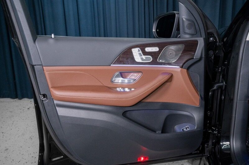 2025 Mercedes-Benz GLS 450 4MATIC® SUV Scottsdale AZ 2025 Mercedes-Benz GLS 450 4MATIC® SUV Scottsdale AZ