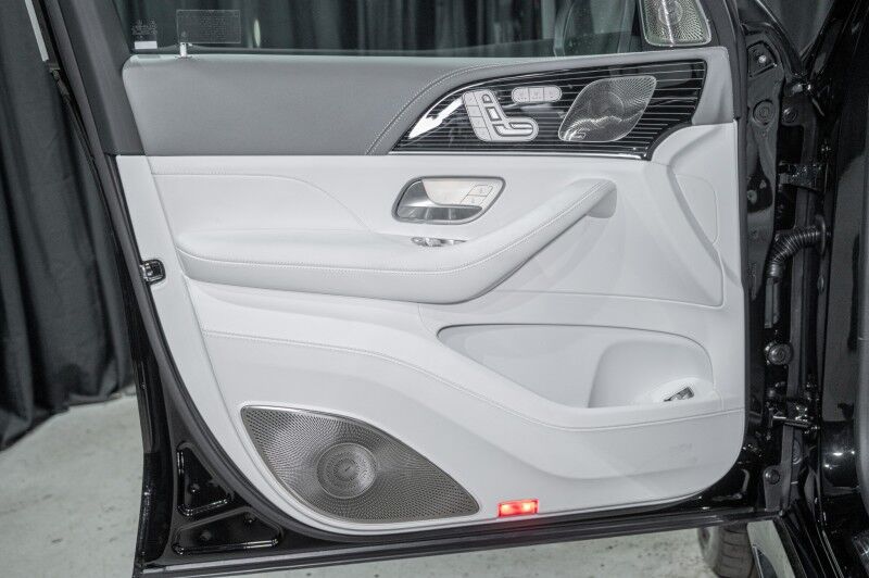 2025 Mercedes-Benz GLS Maybach® 600 4MATIC® SUV Peoria AZ 2025 Mercedes-Benz GLS Maybach® 600 4MATIC® SUV Peoria AZ