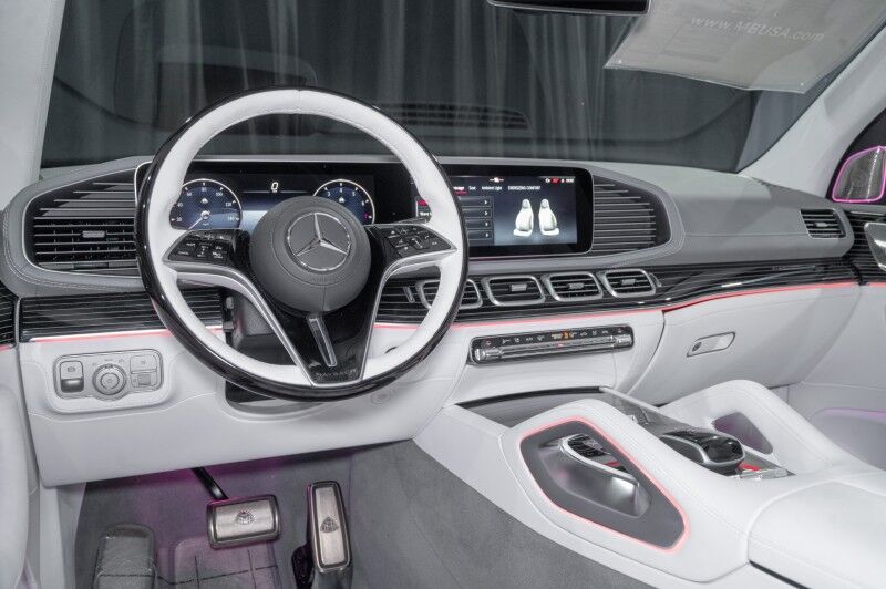 2025 Mercedes-Benz GLS Maybach® 600 4MATIC® SUV Peoria AZ 2025 Mercedes-Benz GLS Maybach® 600 4MATIC® SUV Peoria AZ