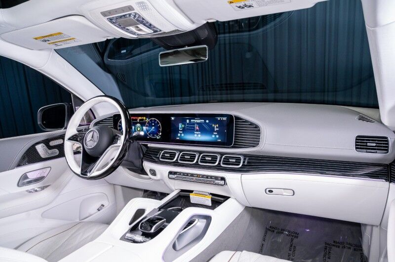 2025 Mercedes-Benz GLS Maybach® 600 4MATIC® SUV Scottsdale AZ 2025 Mercedes-Benz GLS Maybach® 600 4MATIC® SUV Scottsdale AZ