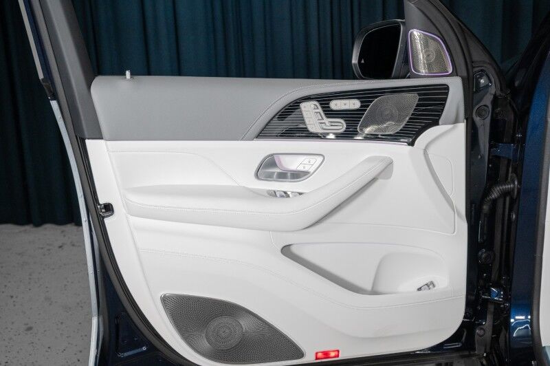 2025 Mercedes-Benz GLS Maybach® 600 4MATIC® SUV Scottsdale AZ 2025 Mercedes-Benz GLS Maybach® 600 4MATIC® SUV Scottsdale AZ