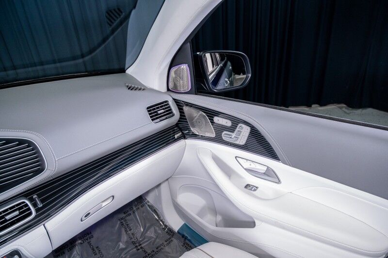 2025 Mercedes-Benz GLS Maybach® 600 4MATIC® SUV Scottsdale AZ 2025 Mercedes-Benz GLS Maybach® 600 4MATIC® SUV Scottsdale AZ