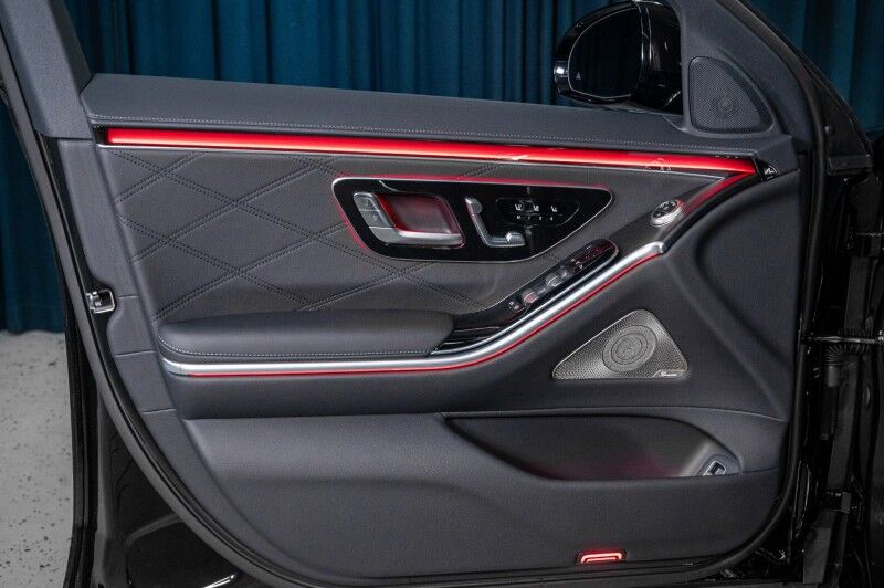 2025 Mercedes-Benz S-Class AMG® S 63 E 4MATIC® Sedan Scottsdale AZ 2025 Mercedes-Benz S-Class AMG® S 63 E 4MATIC® Sedan Scottsdale AZ