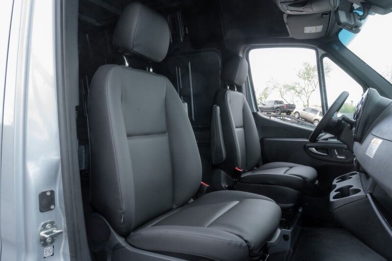 2025 Mercedes-Benz Sprinter Cargo Van 2500 High Roof I4 Diesel HO 170 Peoria AZ 2025 Mercedes-Benz Sprinter Cargo Van 2500 High Roof I4 Diesel HO 170 Peoria AZ