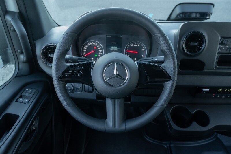 2025 Mercedes-Benz Sprinter Cargo Van 2500 High Roof I4 Diesel HO 170 RWD Peoria AZ 2025 Mercedes-Benz Sprinter Cargo Van 2500 High Roof I4 Diesel HO 170 RWD Peoria AZ