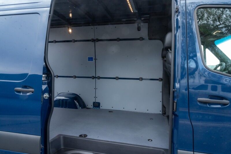 2025 Mercedes-Benz Sprinter Cargo Van 2500 Standard Roof I4 Diesel 144 RWD Peoria AZ 2025 Mercedes-Benz Sprinter Cargo Van 2500 Standard Roof I4 Diesel 144 RWD Peoria AZ