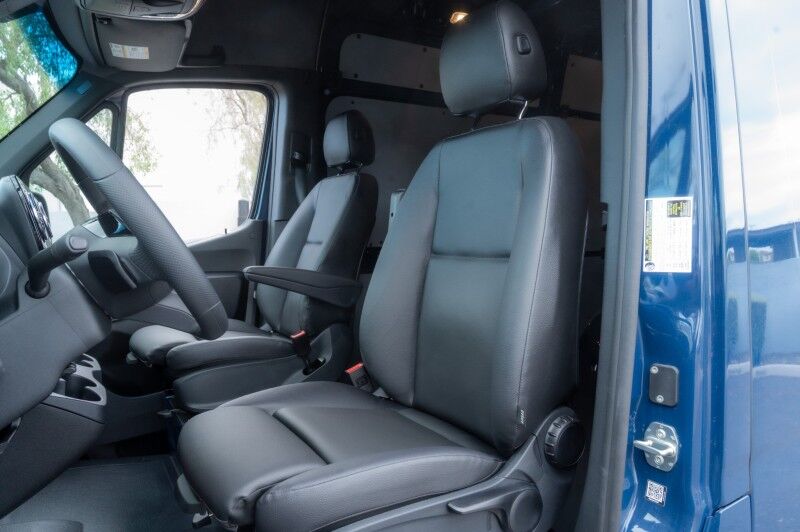 2025 Mercedes-Benz Sprinter Cargo Van 2500 Standard Roof I4 Diesel 144 RWD Peoria AZ 2025 Mercedes-Benz Sprinter Cargo Van 2500 Standard Roof I4 Diesel 144 RWD Peoria AZ