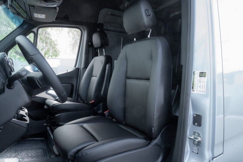 2025 Mercedes-Benz Sprinter Cargo Van 2500 Standard Roof I4 Diesel HO 144 AWD Peoria AZ 2025 Mercedes-Benz Sprinter Cargo Van 2500 Standard Roof I4 Diesel HO 144 AWD Peoria AZ