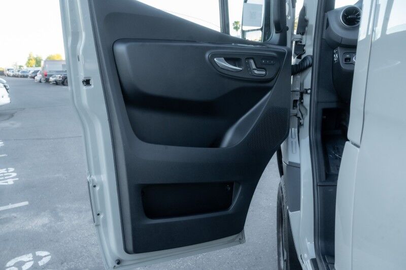 2025 Mercedes-Benz Sprinter Cargo Van 2500 Standard Roof I4 Diesel HO 144 AWD Peoria AZ 2025 Mercedes-Benz Sprinter Cargo Van 2500 Standard Roof I4 Diesel HO 144 AWD Peoria AZ