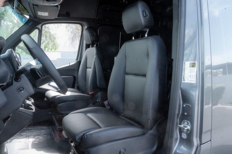 2025 Mercedes-Benz Sprinter Cargo Van 2500 Standard Roof I4 Diesel HO 144 AWD Peoria AZ 2025 Mercedes-Benz Sprinter Cargo Van 2500 Standard Roof I4 Diesel HO 144 AWD Peoria AZ