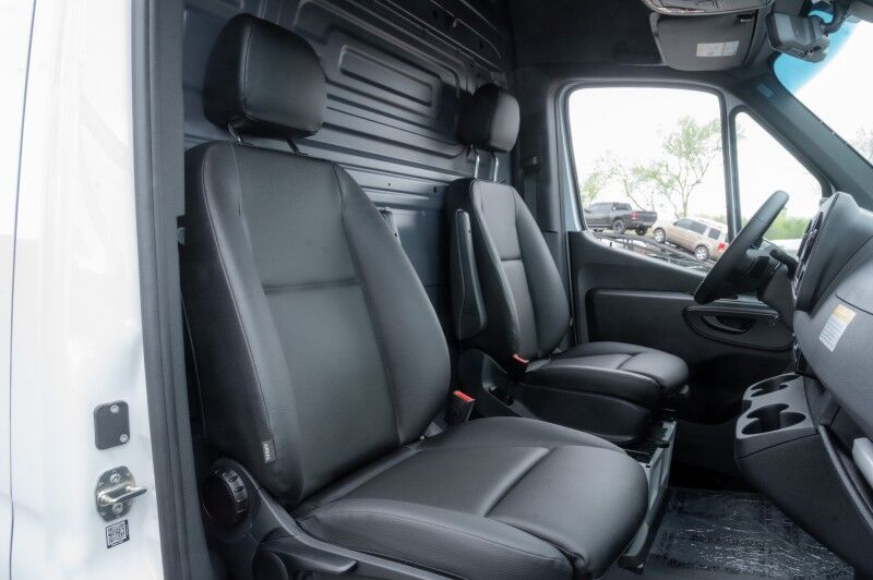 2025 Mercedes-Benz Sprinter Cargo Van 2500 Standard Roof I4 Diesel HO 144 RWD Peoria AZ 2025 Mercedes-Benz Sprinter Cargo Van 2500 Standard Roof I4 Diesel HO 144 RWD Peoria AZ