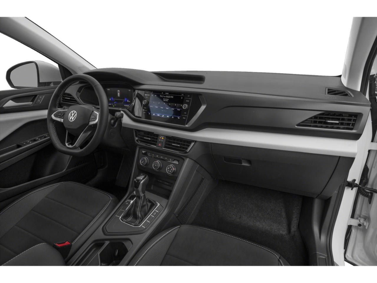 2023 Volkswagen Taos 1.5T SE Green Bay WI