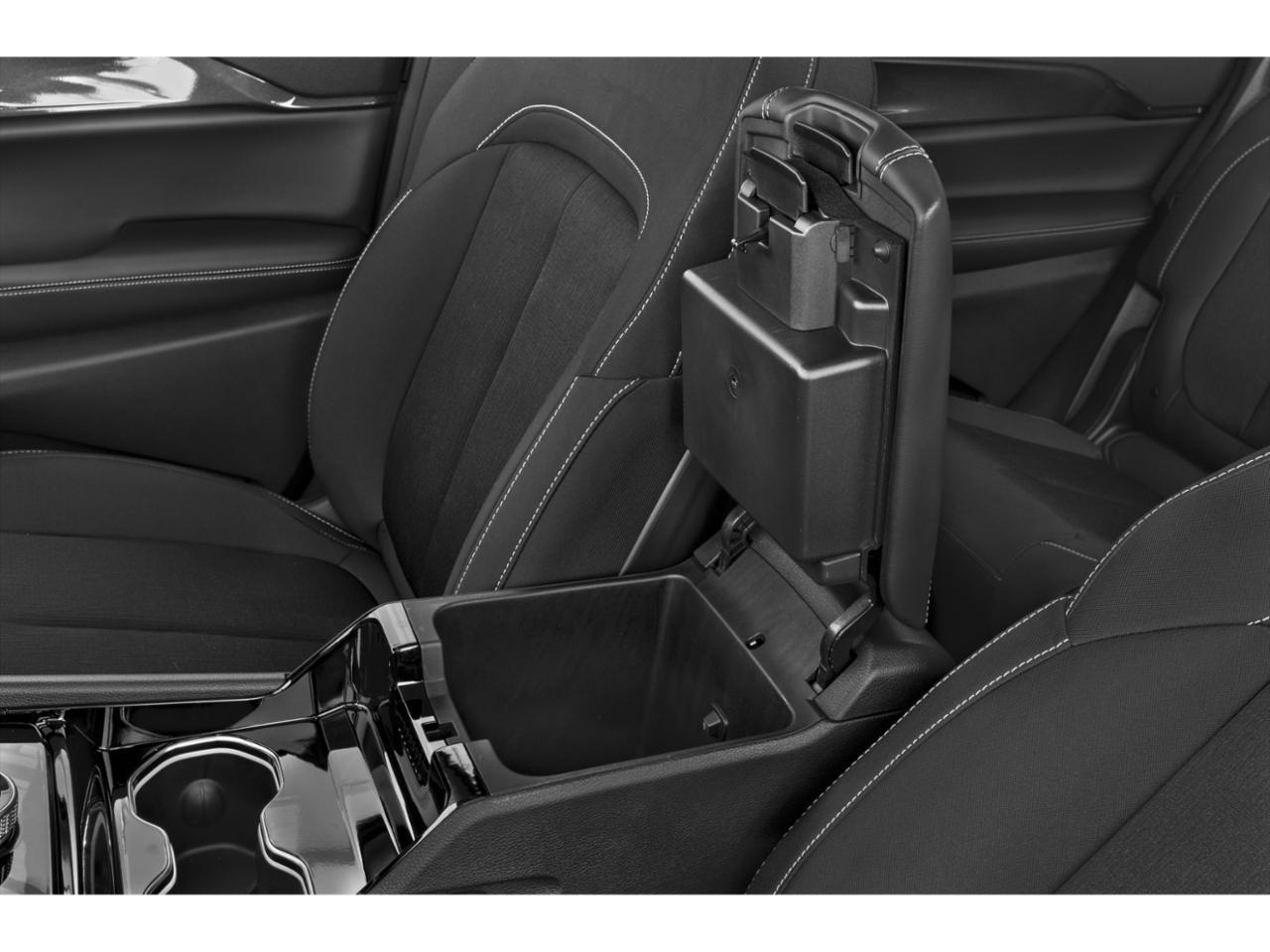 2024 Jeep Grand Cherokee L Laredo Racine WI