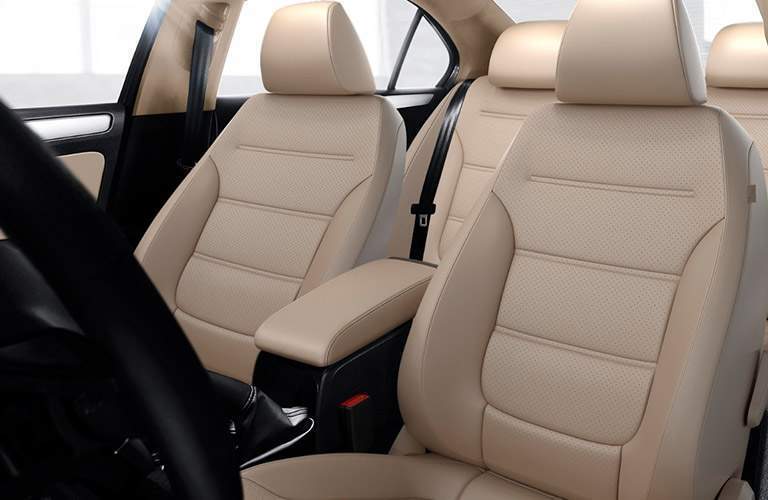 2018 Volkswagen Jetta front and rear interior seats