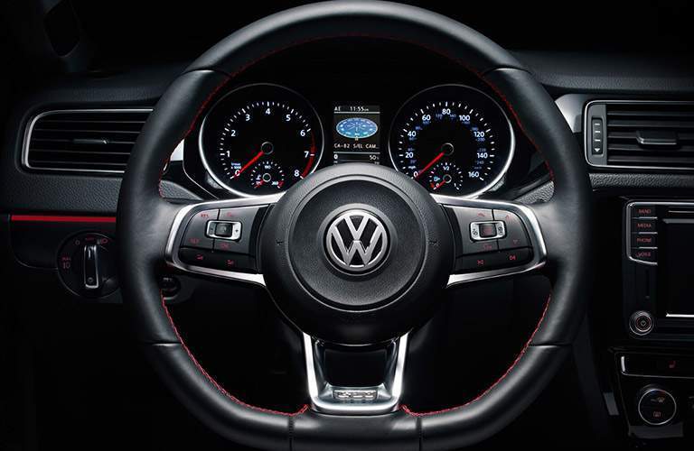 2018 Volkswagen Jetta steering wheel and driver gauges