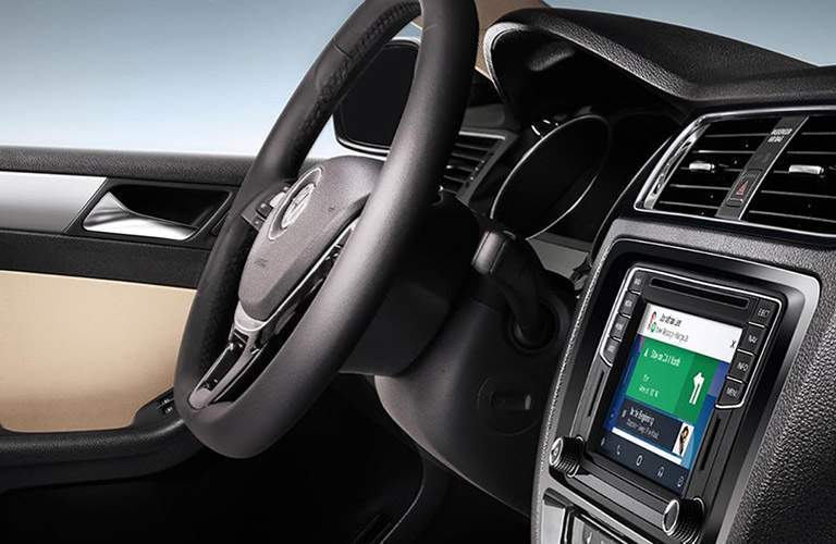 2018 Volkswagen Jetta steering wheel and center display